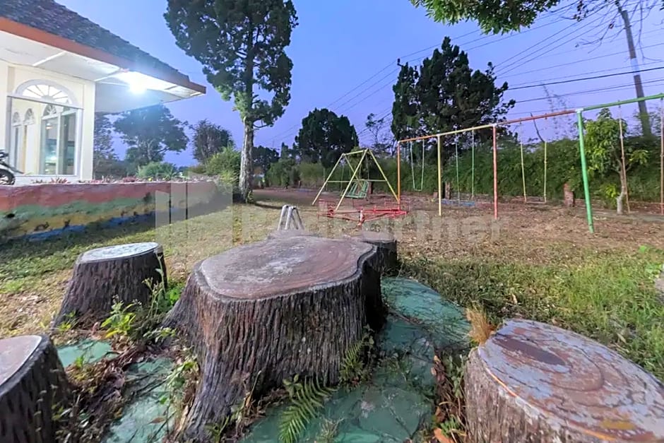 Hotel Linggarjati near Natural Park TWA Linggarjati