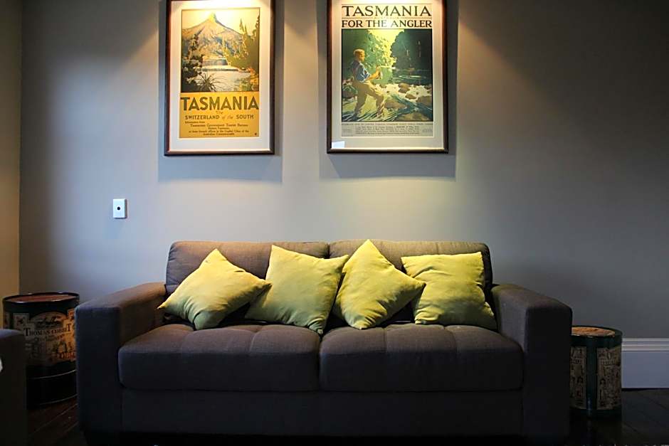 Old Bishop's Quarters