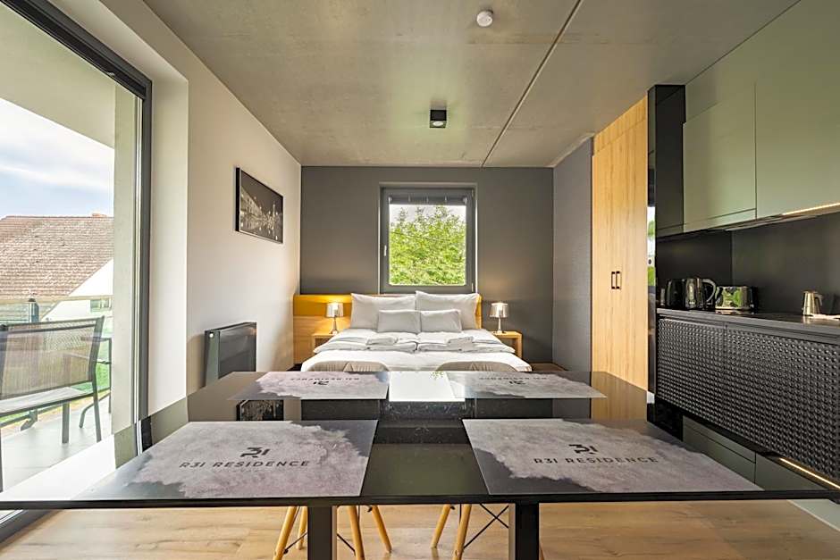 R31 Residence