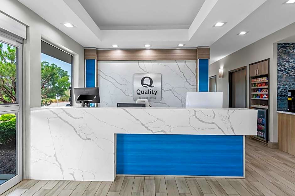 Quality Inn Shawnee North I-40