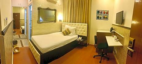 Single Room with Bath