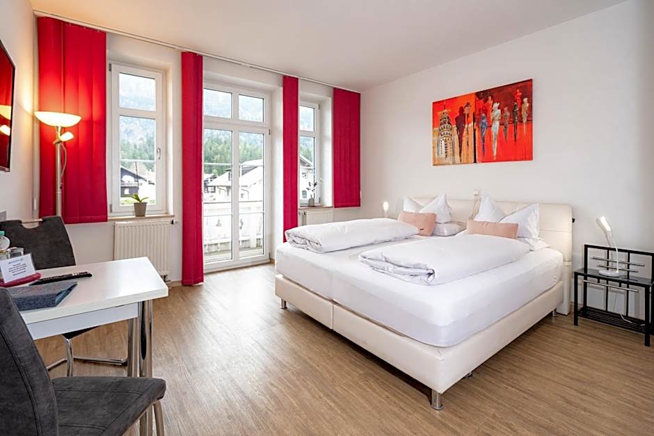 Hotel Garni Ammergauer Hof