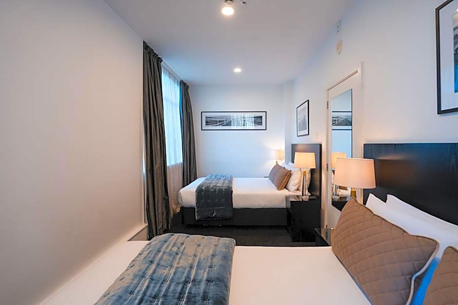 Gilmer Apartment Hotel