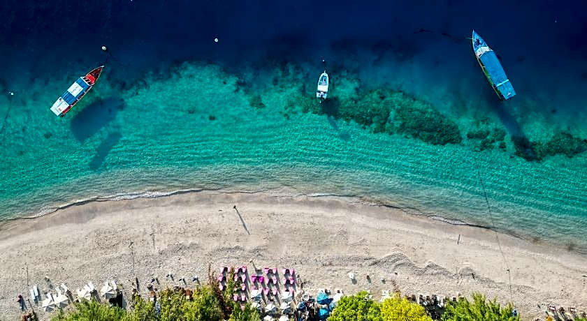 Creative Trawangan Stay