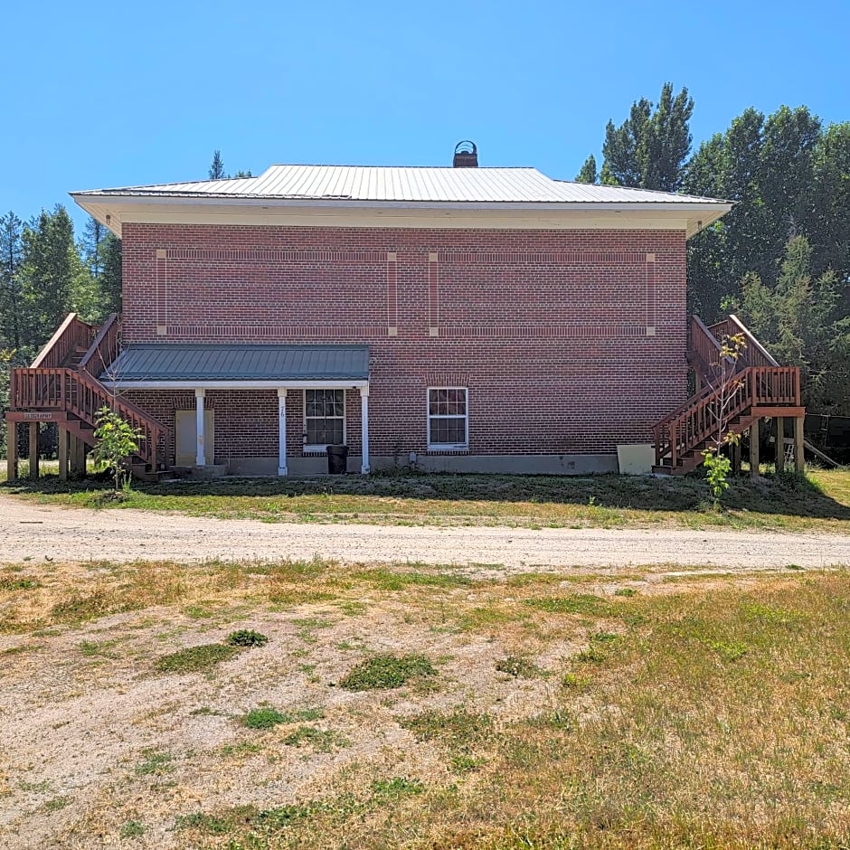 The Colburn Schoolhouse - Geography suite