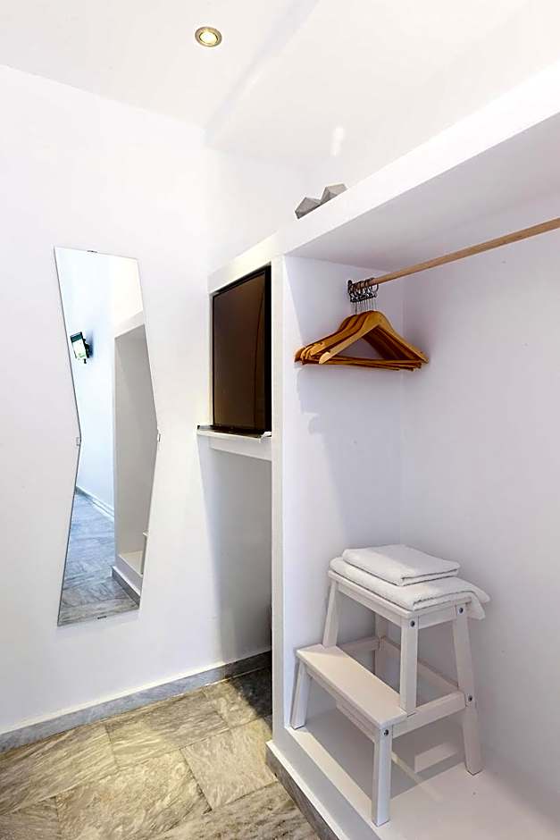 Memories Beach Hotel