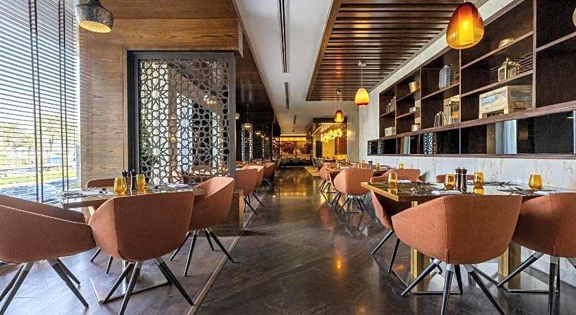 DoubleTree By Hilton Riyadh - Al Muroj Business Gate