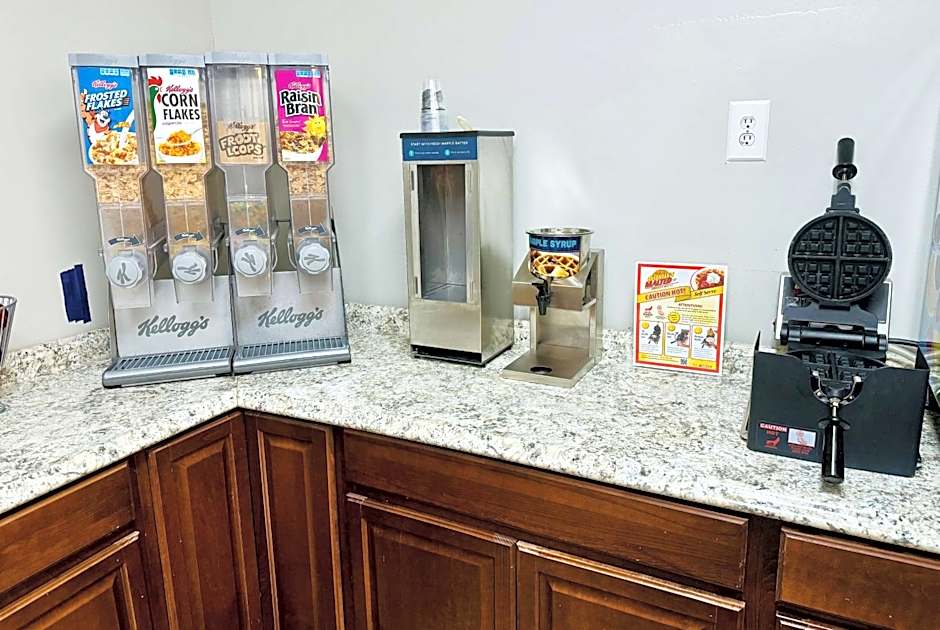 Ramada by Wyndham Lumberton