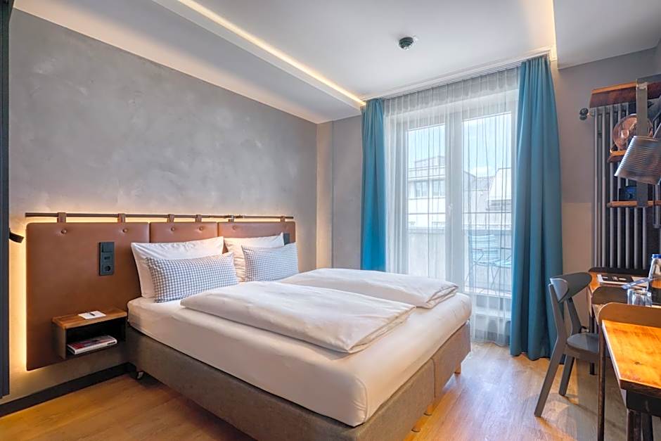 Unsöld's Factory Hotel