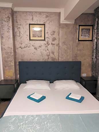 Triple Room with Balcony