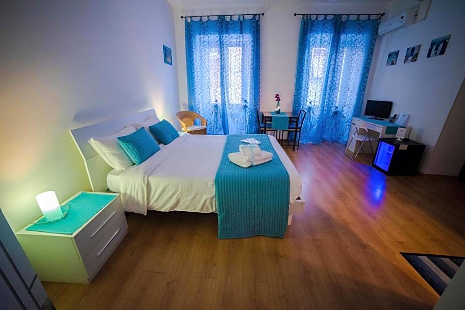 Galleria Frascati Rooms and Apartment