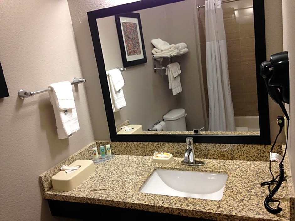 Scottish Inn & Suites Cotulla, TX