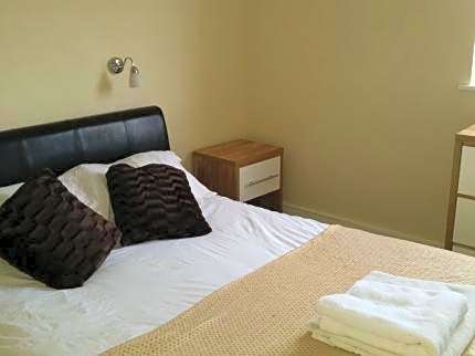 Guest House @ The Bear