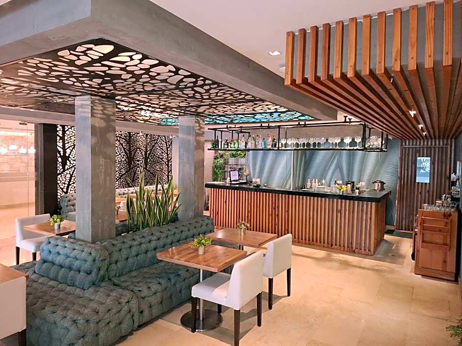 Washington Plaza by DOT Premium