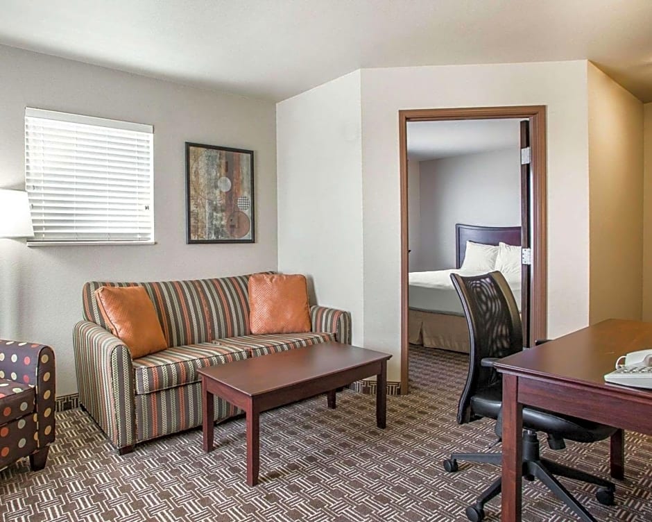 MainStay Suites St Robert-Fort Leonard Wood