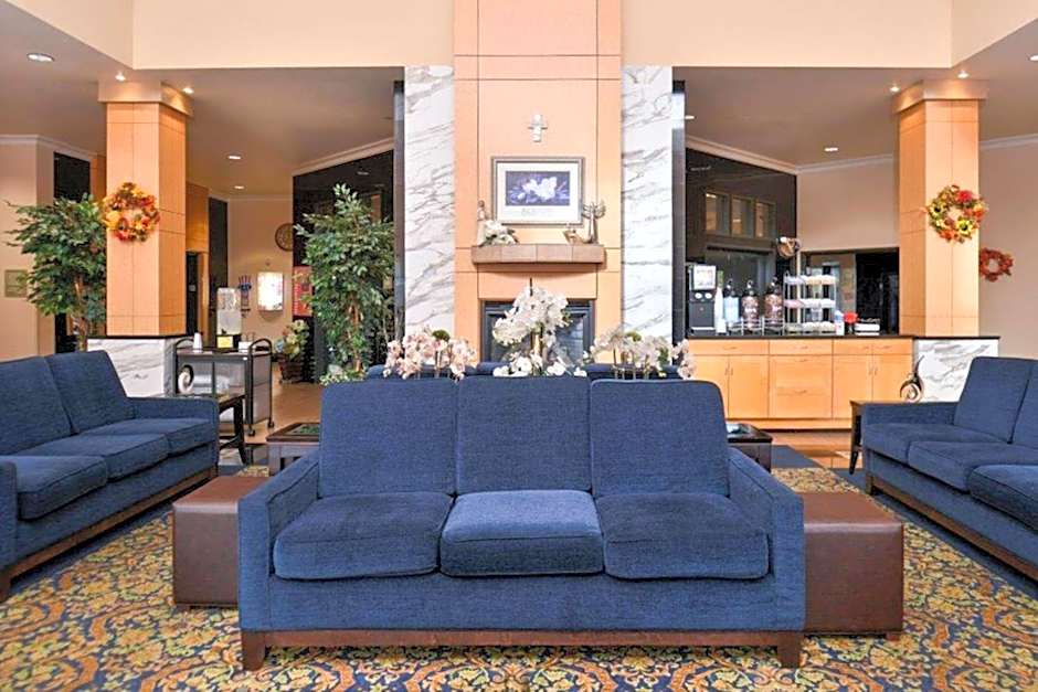 Comfort Suites Airport Tukwila Seattle