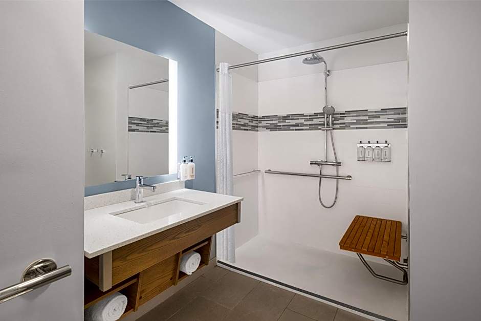 EVEN Hotel Pittsburgh Downtown by IHG