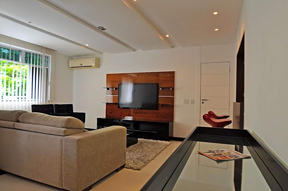 Comfortable 3 Bedrooms: Side Sea View