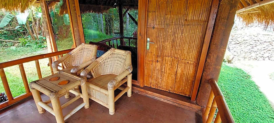 Second Home Bungalows – Tetebatu, ID