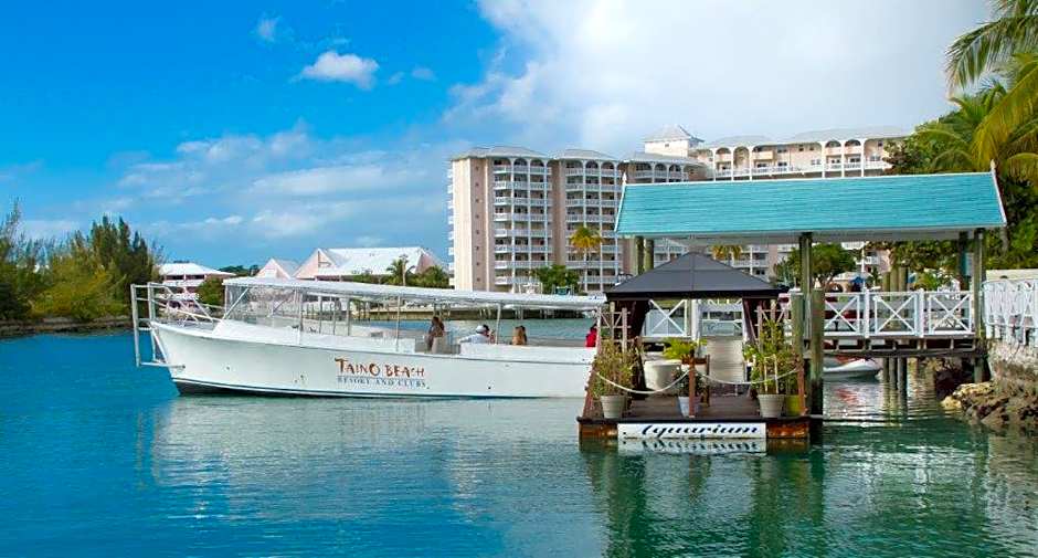 Flamingo Bay Hotel & Marina