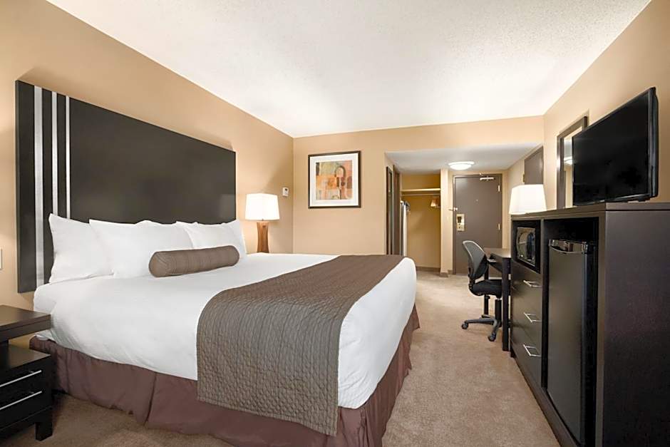 Days Inn by Wyndham Calgary Northwest
