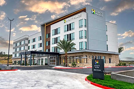 Hyatt Place Eagle Pass