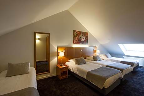 Duplex Apartment (4 Adults)