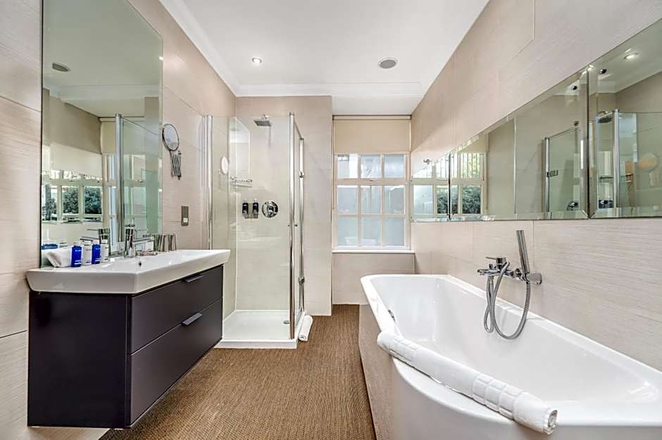 Rocpool Reserve Hotel and Chez Roux Restaurant