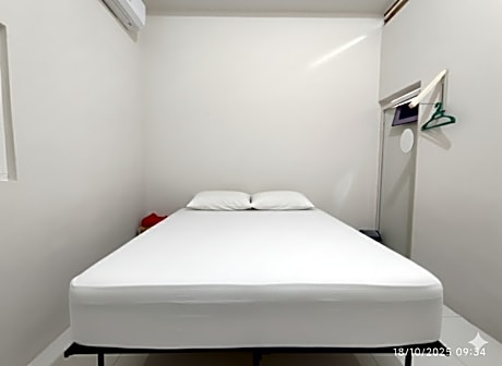 Nari Karima Guest House Grogol