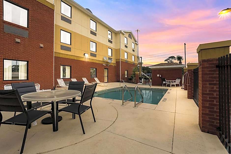 Comfort Inn & Suites Chipley I-10