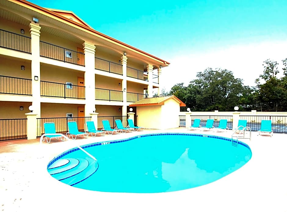 Fairway inn