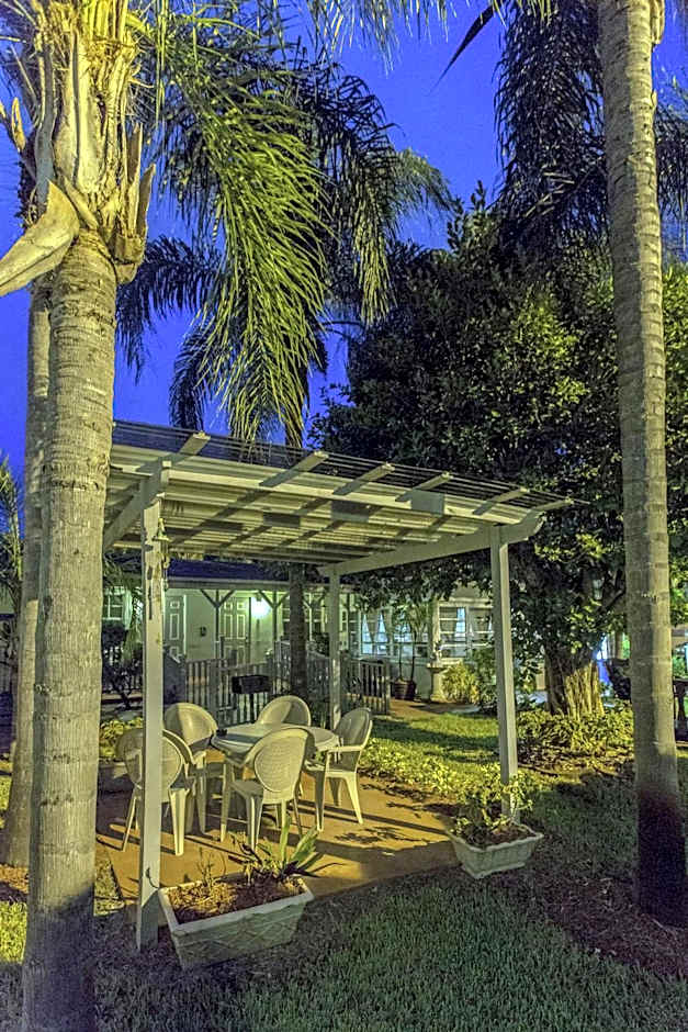 Richard's Motel Extended Stay