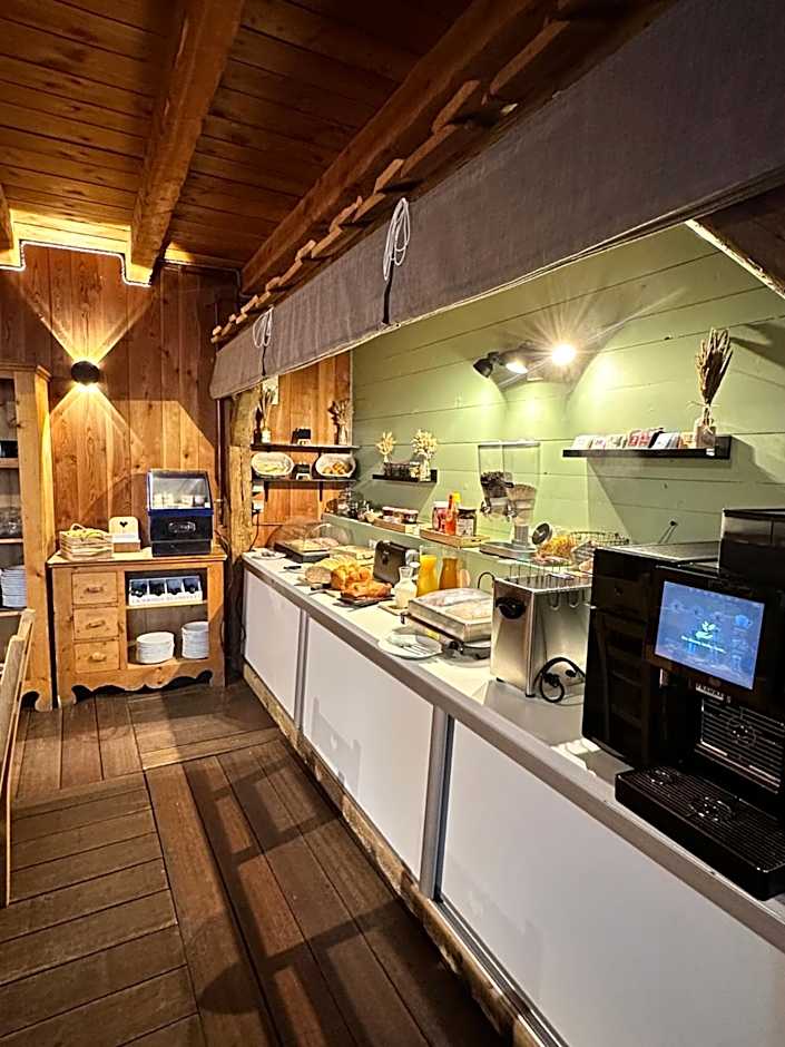 Hôtel-Chalet les Mélèzes