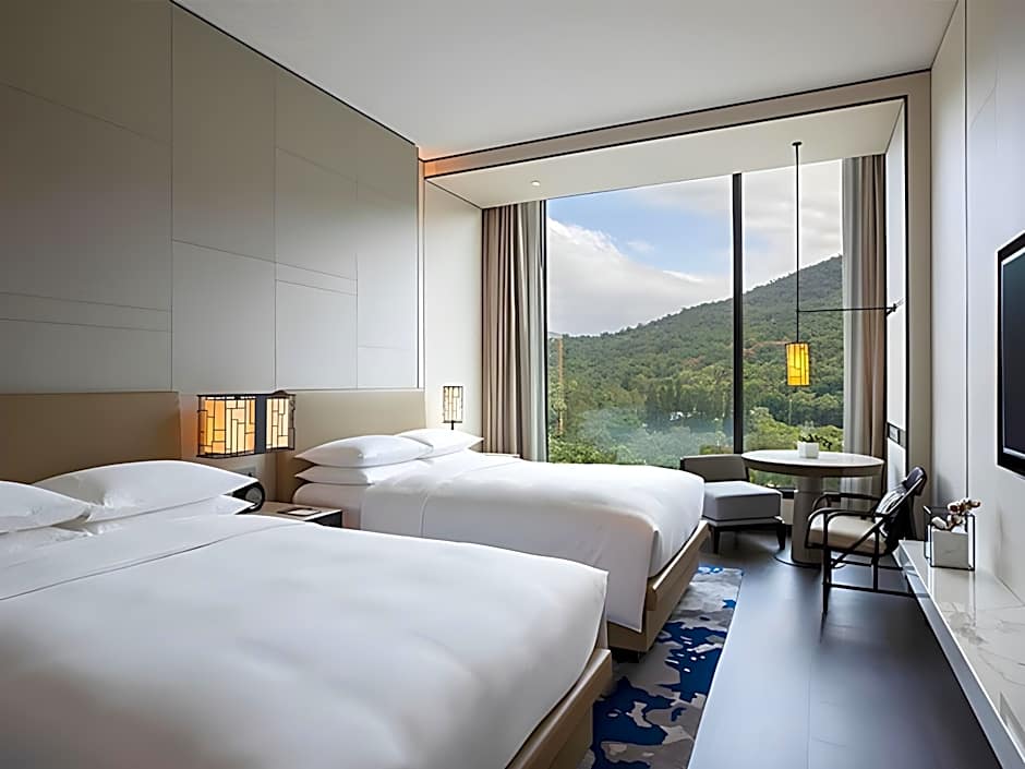 Renaissance by Marriott Taipei Shihlin Hotel