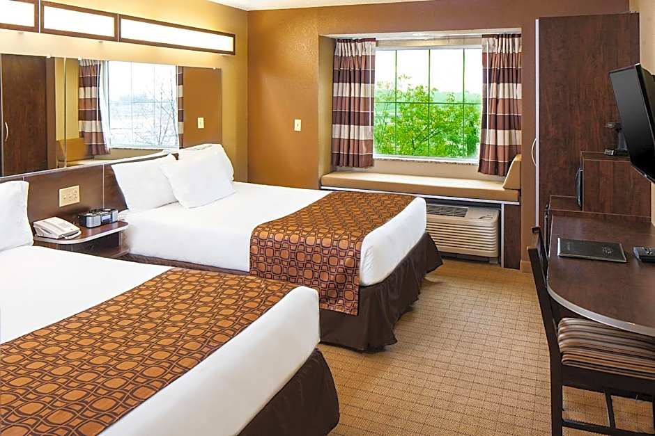 Microtel Inn & Suites by Wyndham St Clairsville/Wheeling