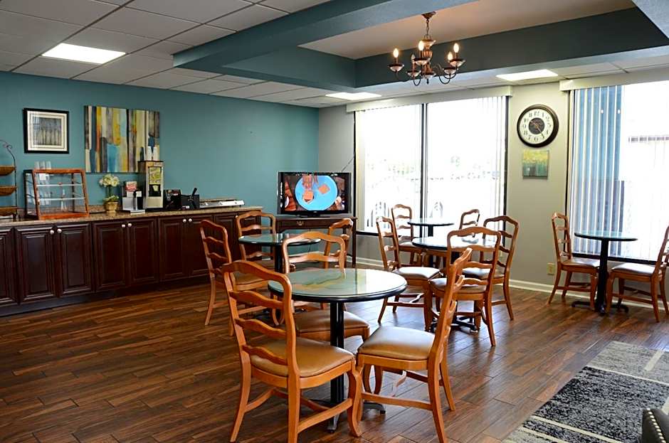 Clarksville Inn