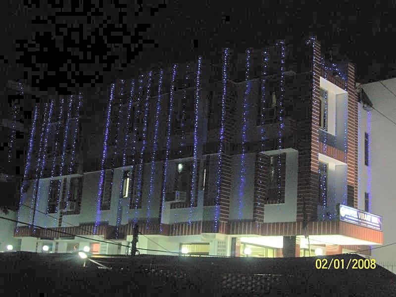 Hotel Viraat Inn