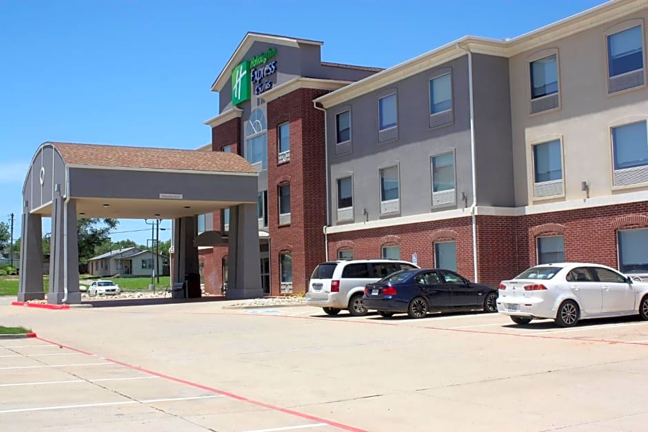 Holiday Inn Express Hotel & Suites Shamrock North By IHG