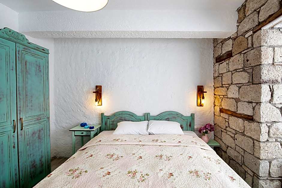 Monat Otel Alaçatı