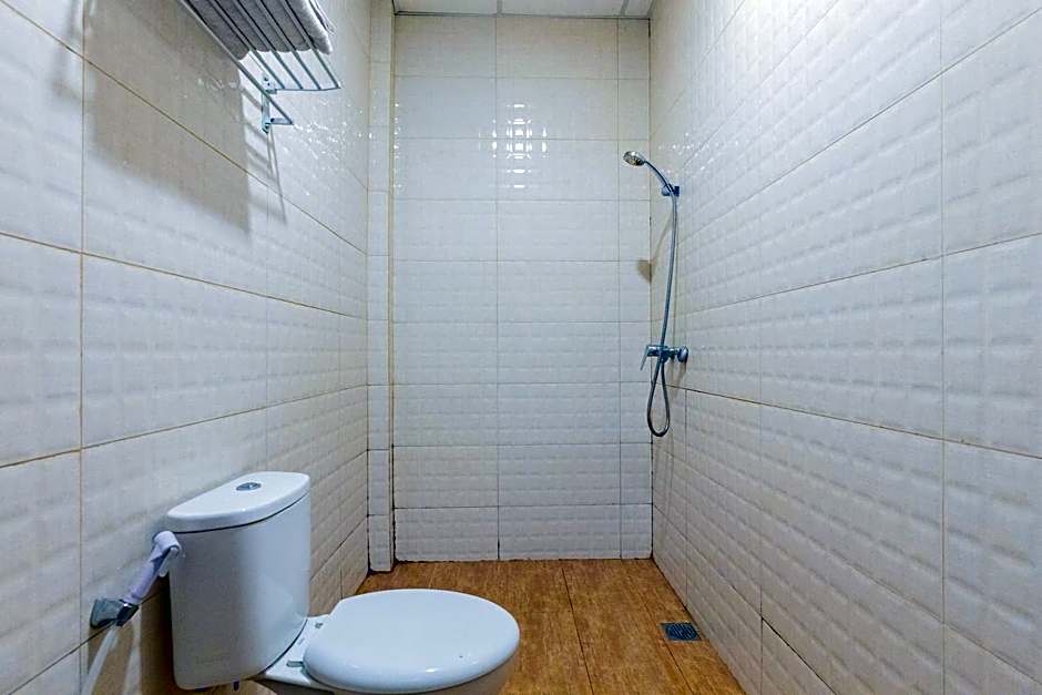 RedDoorz @ Iodium Residence Cikarang