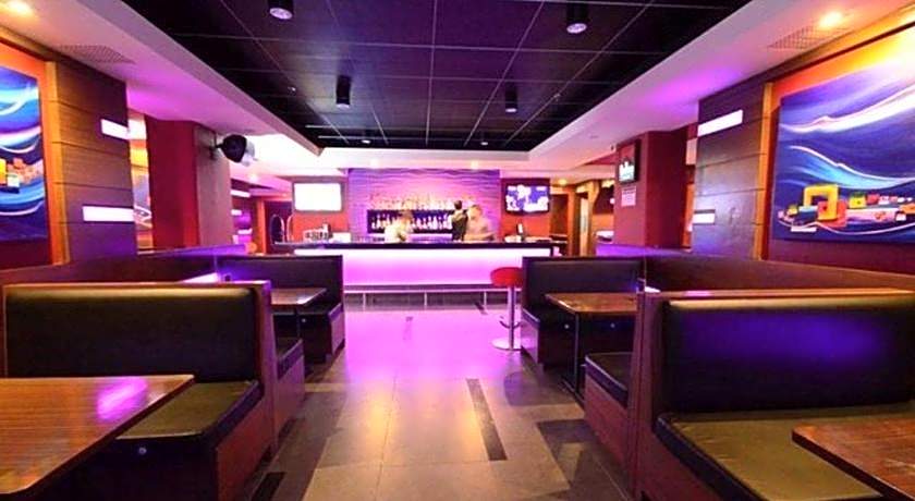 Metrocentre Hotel & Convention Center