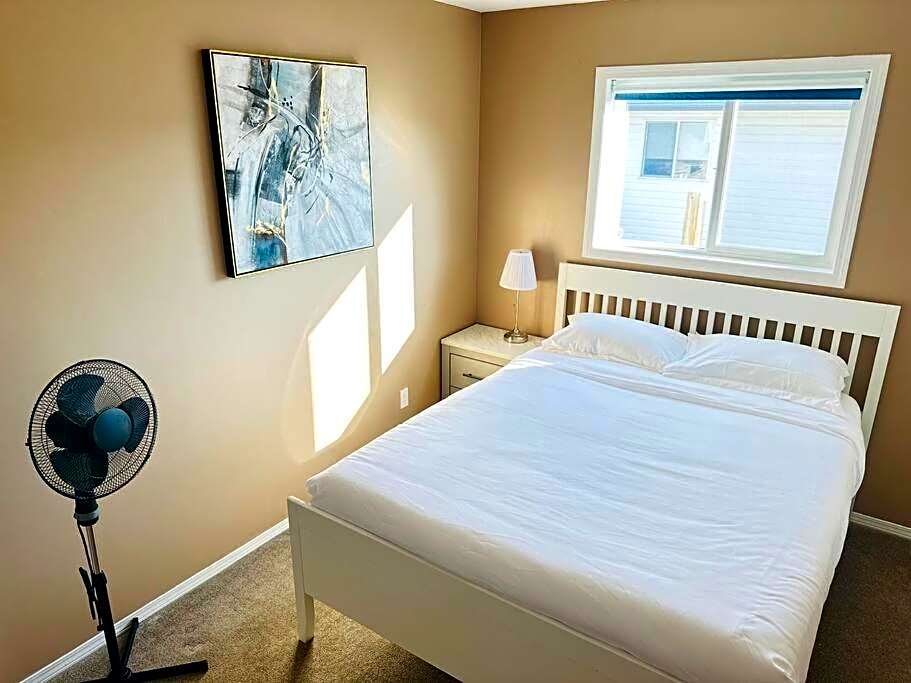 Comfortable 6 bedrooms house