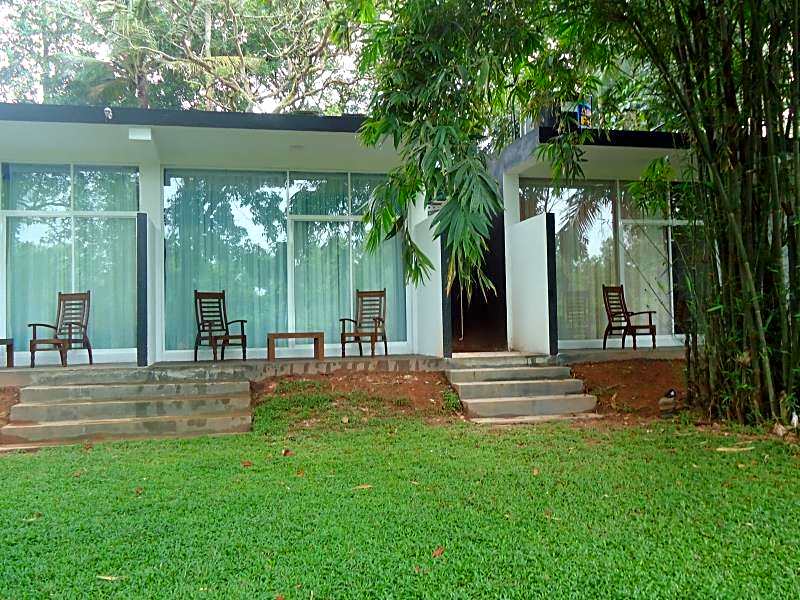 Bridge Hotel Negombo