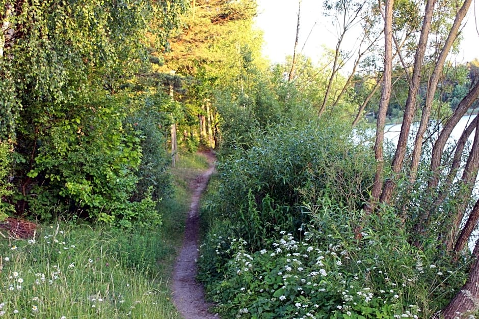 Nadbrzegiem Szczycionek - Domy całoroczne nad jeziorem