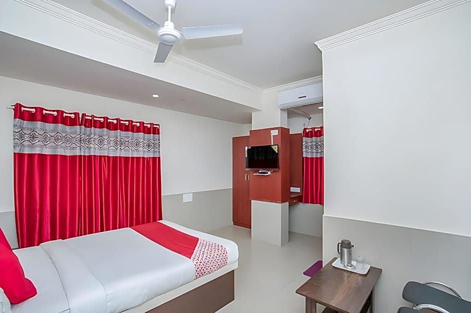 Super Hotel O NAR Comforts Near KSR Railway station