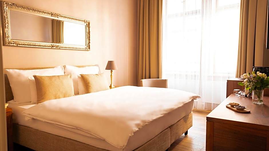 Hotel Golden Key Prague Castle