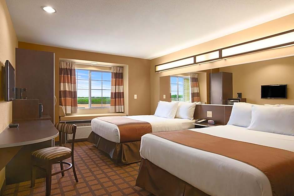 Photo 1 of 4 of Studio 2 Queen Beds Suite, Mobility Accessible