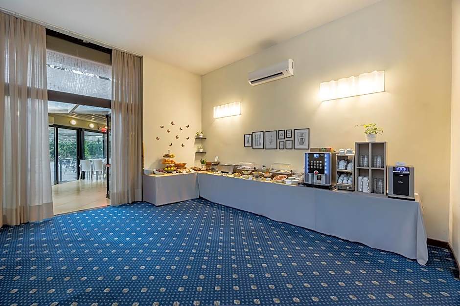 iH Hotels Milano Eur - Trezzano sul Naviglio