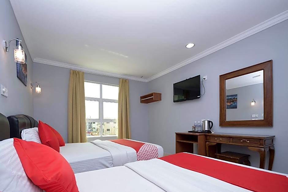 OYO 892 Hotel Grand Nadia