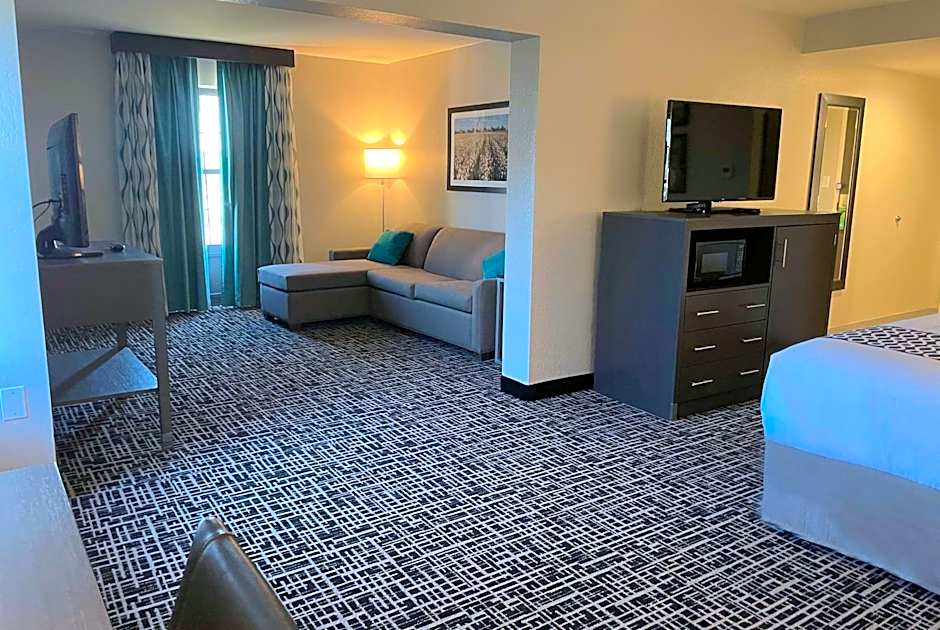 La Quinta Inn & Suites by Wyndham Jonesboro